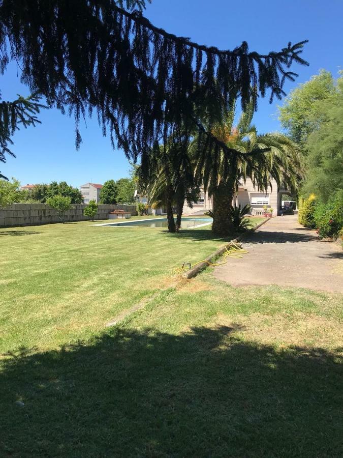 Villa Las Camelias Villanueva De Arosa Eksteriør bilde
