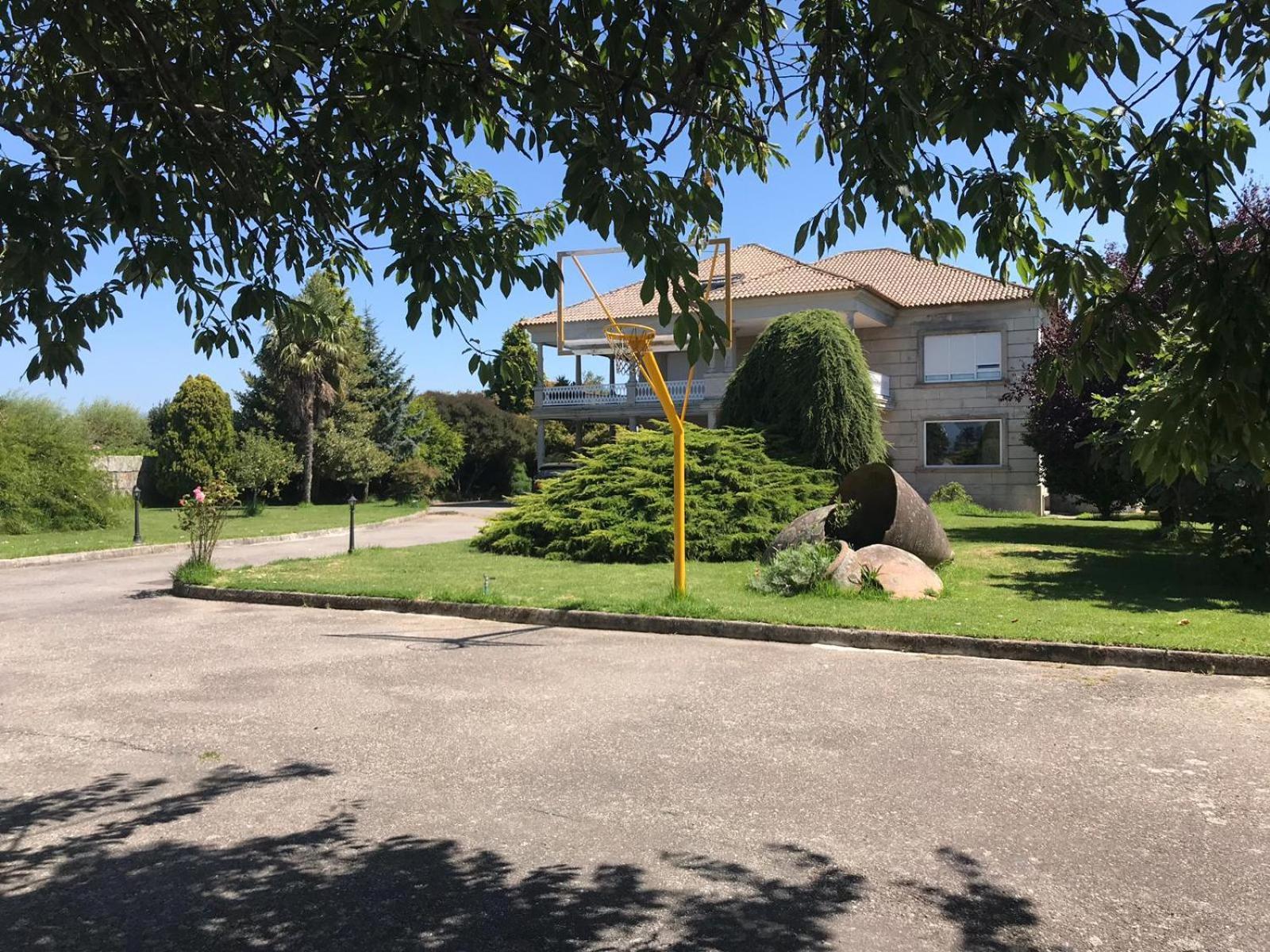 Villa Las Camelias Villanueva De Arosa Eksteriør bilde