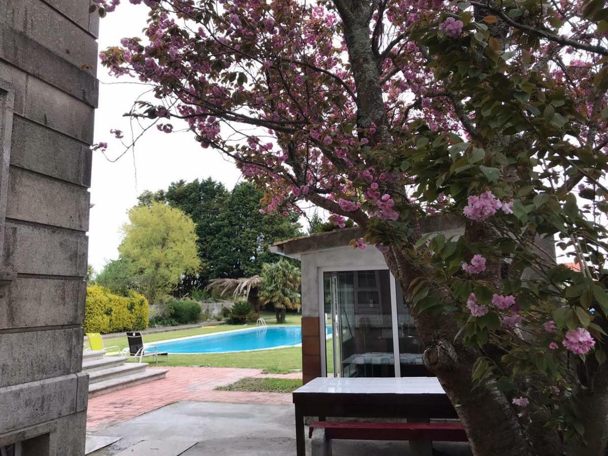 Villa Las Camelias Villanueva De Arosa Eksteriør bilde
